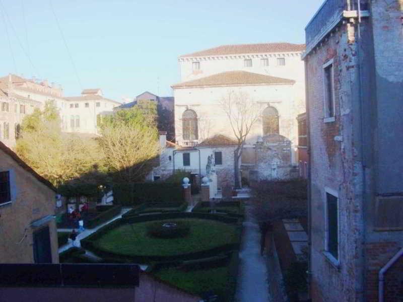 Leonardo Bed & Breakfast Venice